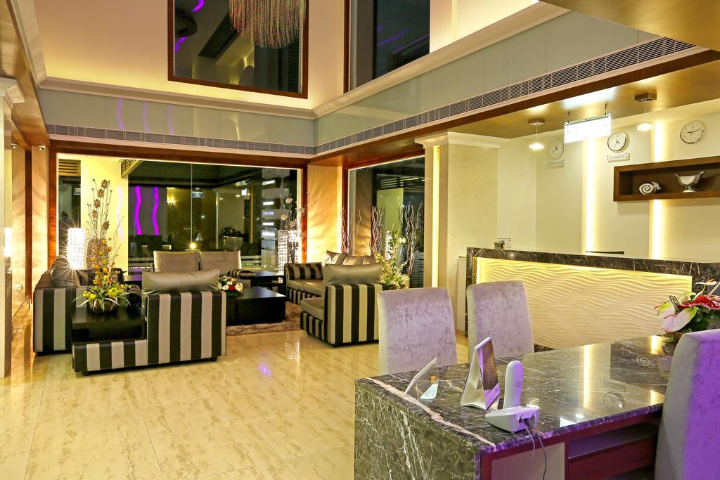 Hotel Moonlit Regency Thodupuzha Exterior foto