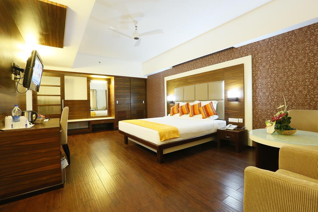 Hotel Moonlit Regency Thodupuzha Exterior foto