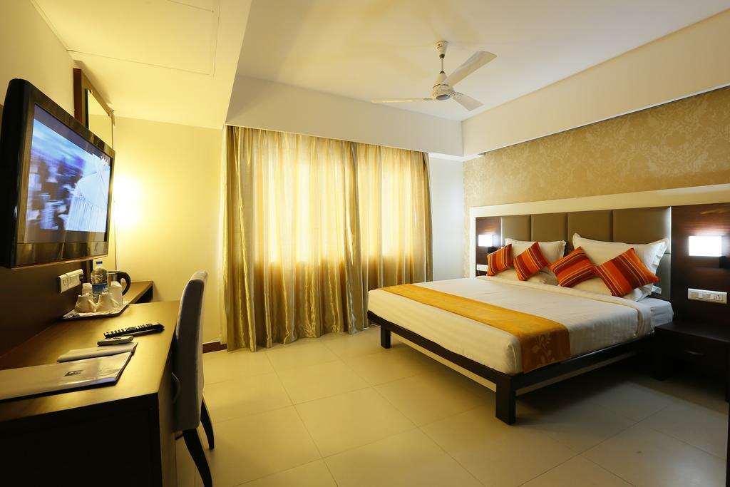 Hotel Moonlit Regency Thodupuzha Quarto foto